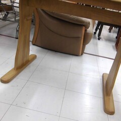 伸長式 ダイニングテーブル 幅90～120cm ナチュラルカラー バタフライテーブル 食卓テーブル 家具 テーブルのみ 苫小牧西店の画像