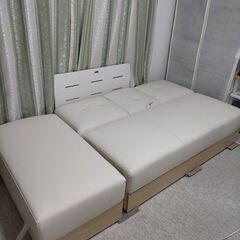 あげます！ソファーベッド（美品）★2階から搬出可能な方のみ（収納...