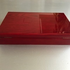 値下げしました！ワインレッドのアクセサリーボックス売りますの画像