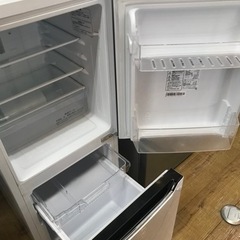 【決まりました】 冷蔵庫　Hisense   HR-D1302   2019年製の画像