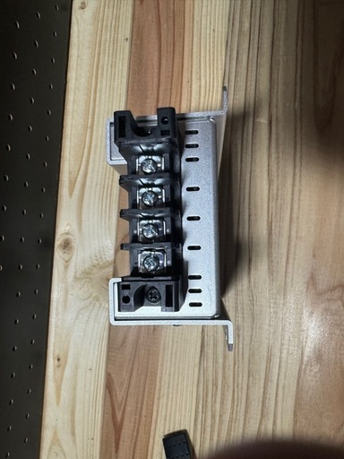 走行充電器　New Era SBC-0004 サブバッテリーチャージャー　
