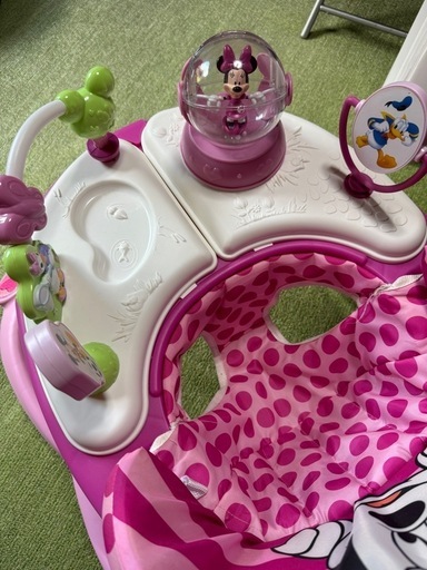 ディズニー　ミニー　歩行器