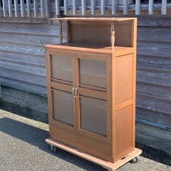 ろくろ飾りのキャビネット モールガラス 古家具 古道具 本棚 食器棚