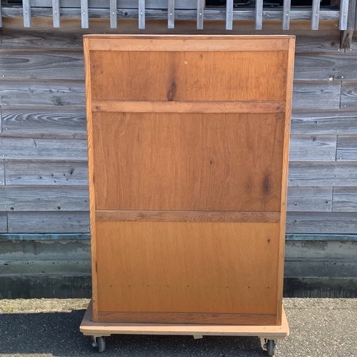 ろくろ飾りのキャビネット　モールガラス　古家具　古道具　本棚　食器棚
