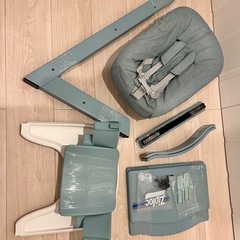 ストッケトリップトラップ　ベビーセット+トレイ+ニューボーンセット付きの画像