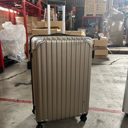 70f ★受け渡し決まりました。トラベルバッグ  アタッシュケース 旅行バッグ　縦75cm横47cm奥行30cm 中古美品