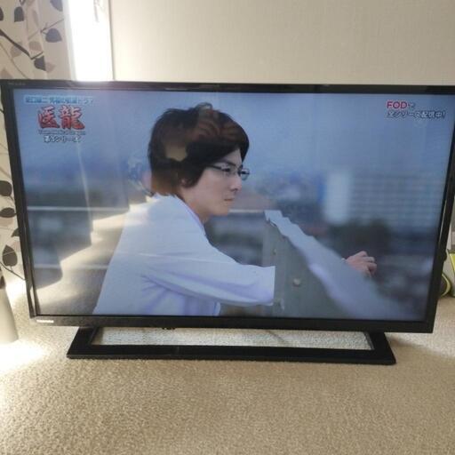 REGZA　32型　液晶テレビ