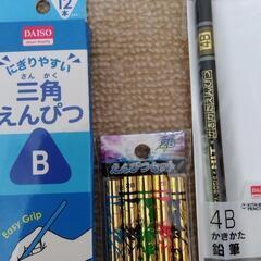 ノートと鉛筆のセットの画像