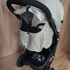 本日引取可能な方、３輪ベビーカー