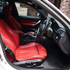 検査7年9月320d MスポーツPKG レッドレザーシート/純正オプション19インチ/HDDナビ/Bluetoothオーディオ/バックカメラ/コンフォートアクセスの画像