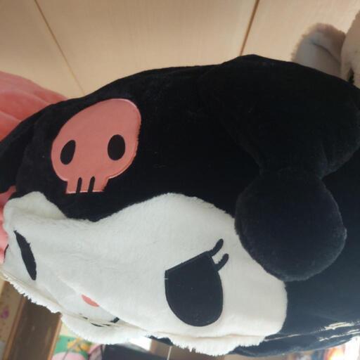 【大人気　クロミちゃんクッション（天使と悪魔2個セット）】