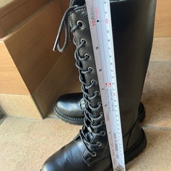 編み上げブーツ、23センチの画像