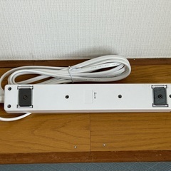 マグネット付 電源タップ コンセント×10口　OAタップ 延長コードの画像