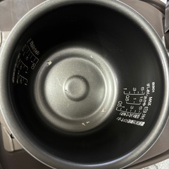 象印　圧力IH炊飯ジャー　5.5合　炊飯器の画像