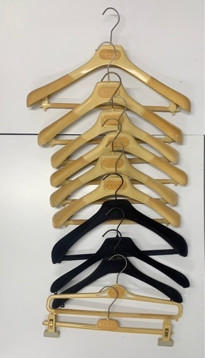 GUCCI CELINE FENDI VERSACE ハンガー