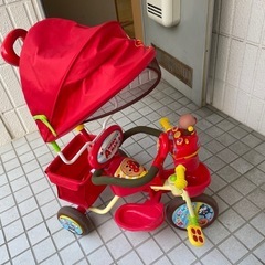 【アンパンマン】　三輪車の画像
