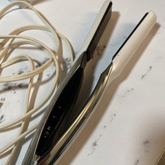 【無料】Refaのストレートアイロン【現状ジャンク】の画像