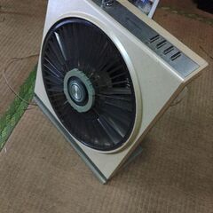 【OmNi ANTIQUEs】古い扇風機です。
