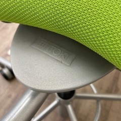 ITOKI  イトーキ　タシットチェア  グリーンの画像