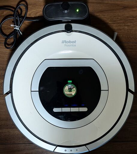 【美品】ルンバ760 消耗品全て純正品 今年の6月にアイロボット社でメンテナンス・消耗品多数（正規品）有り