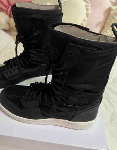 NIKE エアジョーダン 1エクスプーラーXX