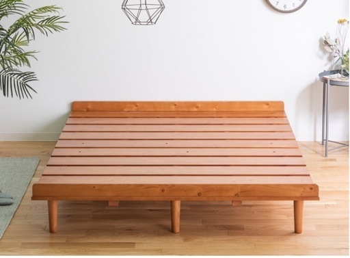 ベットフレーム  クイーンサイズ