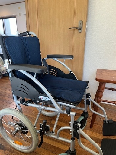 介護用車椅子