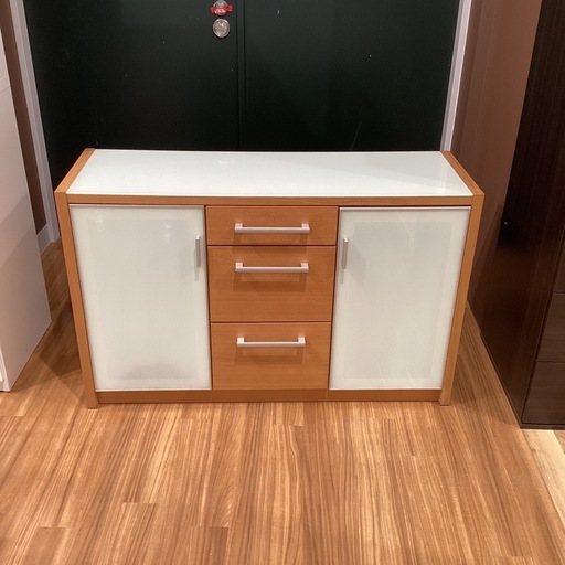 トレファク神戸南店】サイドボード ガラス天板 です‼︎【取りに来られる方