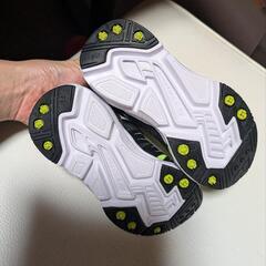男の子用新品未使用品靴16cmの画像