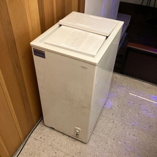 ジャンク品！業務用の冷凍庫！！引き取り希望！！