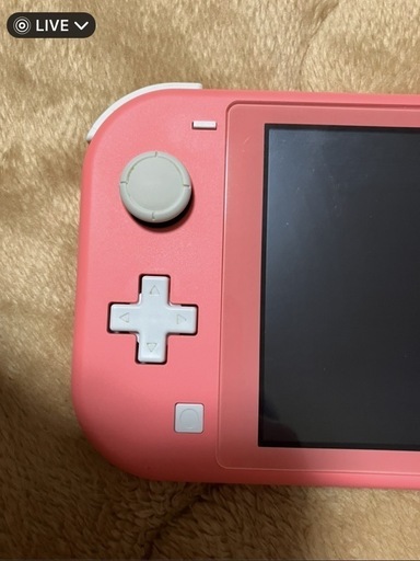 NintendoSwitchLightピンク+カバーとフィルムとコントローラ