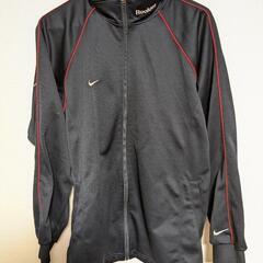 ナイキNIKEジャージ　(上)
