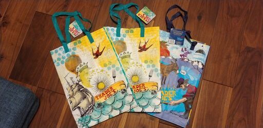 《譲渡終了》《最終価格》【値引き交渉可】TRADER JOE'S REUSABLE GROCERY BAG 3枚セット【新品未使用】