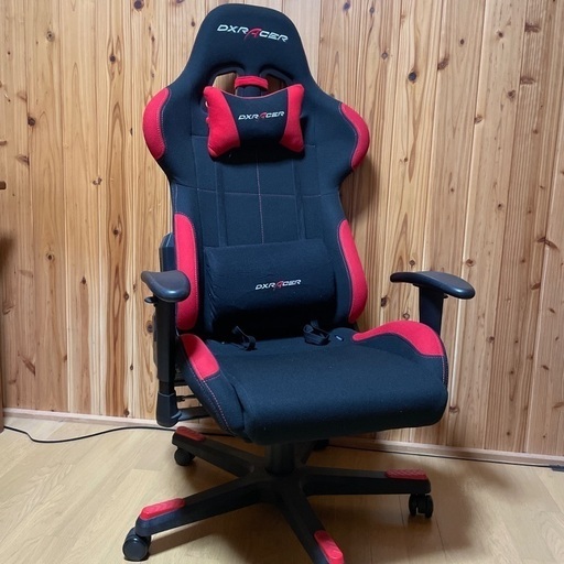 DXRacer　ゲーミングチェア