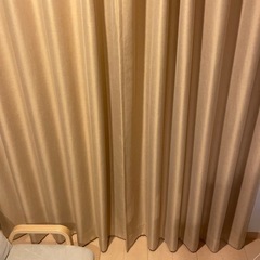 カーテンの画像