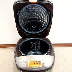 🍎象印 IH炊飯ジャー 3合炊き 炊飯器 極め炊き NP-GV05の画像