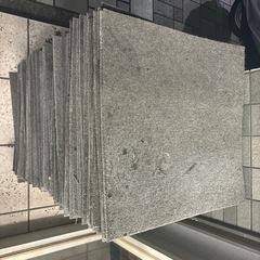 タイルカーペット
の画像