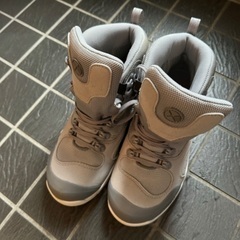 キャラバン登山靴