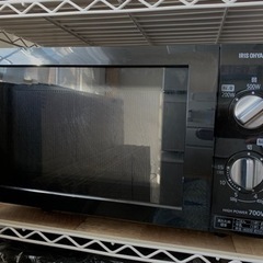 アイリスオーヤマ　2022年製　電子レンジ　ブラック　黒　フラッ...