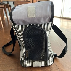 ペットキャリーバッグの画像