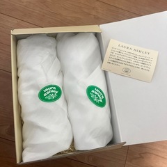 ローラアシュレイ　ワイングラスの画像