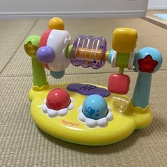 “ジャンク品”まわしてクルクルサウンド　おもちゃ