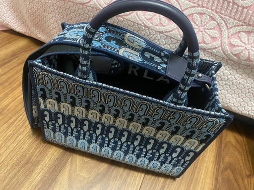 【使用1回】FURLA　Toni Antracite ジャカード ハンドバッグ