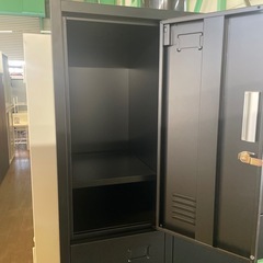JH-10 【オフィス家具専門店】9人用ロッカーです！の画像