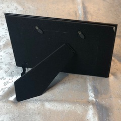 お洒落なフォトスタンド美品17×22cmの画像