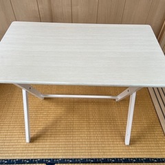 折りたたみ式テーブル　美品