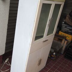 食器棚、スリム、白い食器棚、１２９ｘ６０ｘ３０
