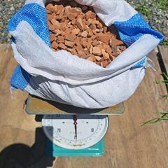 オレンジ瓦チップ 土のう袋でお渡しの画像