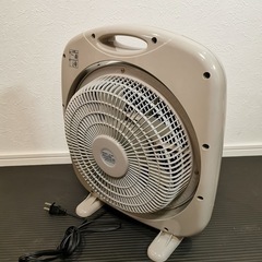 【取引中】Abitelax/アビテラックス サーキュレーター ボックス扇風機 AF-25Bの画像
