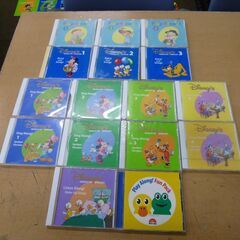 ◆お引取り限定/三重県/値引不可(値引きコメント返信不可)◆中古 Disney ディズニー WORLD OF ENGLISH 教材 CD 16枚 [G-115]の画像